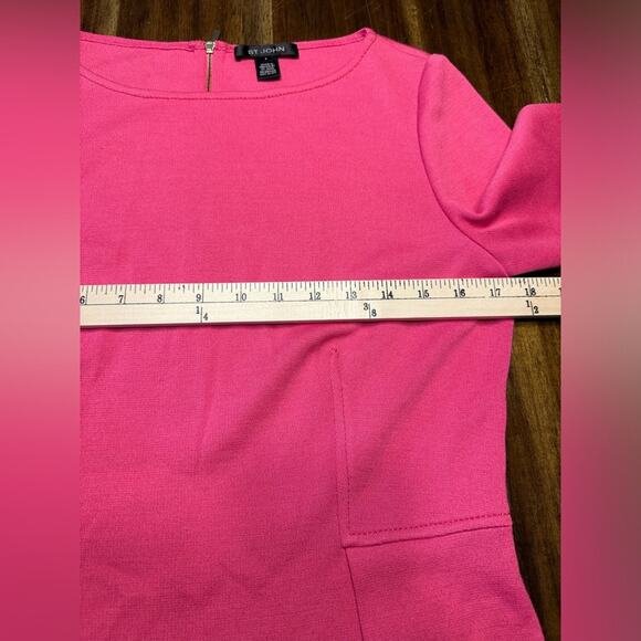 ST. JOHN Bateau Neckline Three-Quarter Sleeve Blouse Size 6 **flaw in picture** - Picture 5 of 8